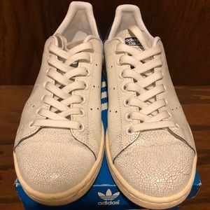 Adidas Cracked Leather Stan Smith